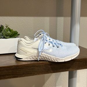 Nike Metcons Light Blue Size 7 1/2